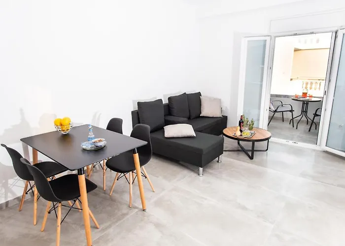 Raeti Apartments